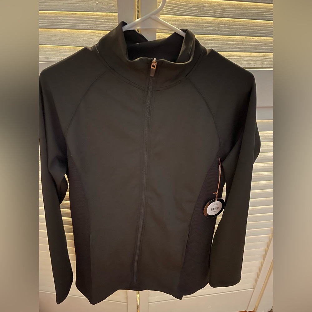 Calia active by Carrie Underwood. Size medium black jacket. NWT.